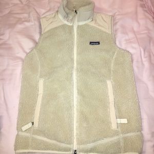 Patagonia Cream fuzzy vest